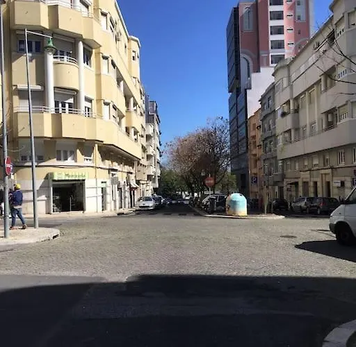 Park Avenue Vieira *