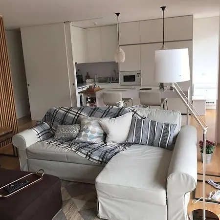 Park Avenue Vieira Apartament *