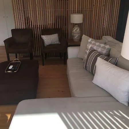 Park Avenue Vieira Apartman *